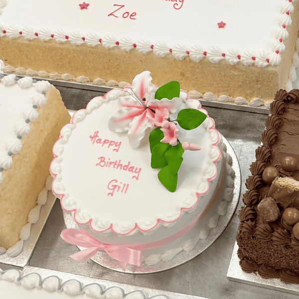 personalised cakes northampton