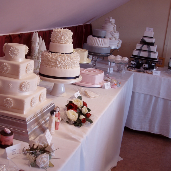 wedding cakes northampton